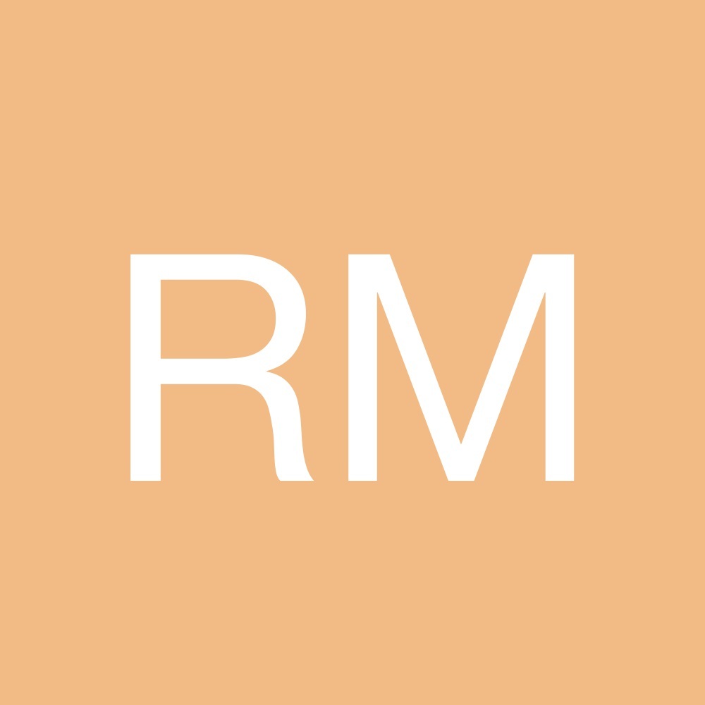 Meet your Posher, Robyn-lynn